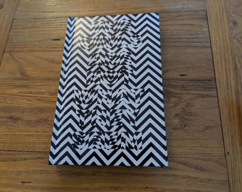 Ugglorna är inte vad de verkar: En Twin Peaks-inspirerad linjerad inbunden anteckningsbok