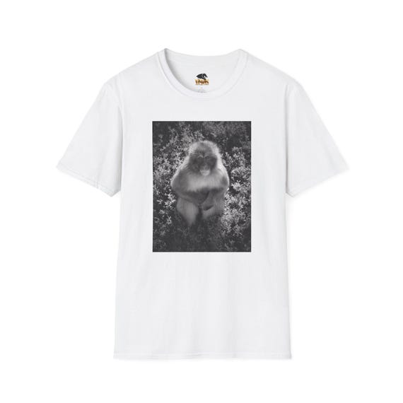 Black and White Snow Monkey Grahic T-Shirt | Vintage Photography Tee