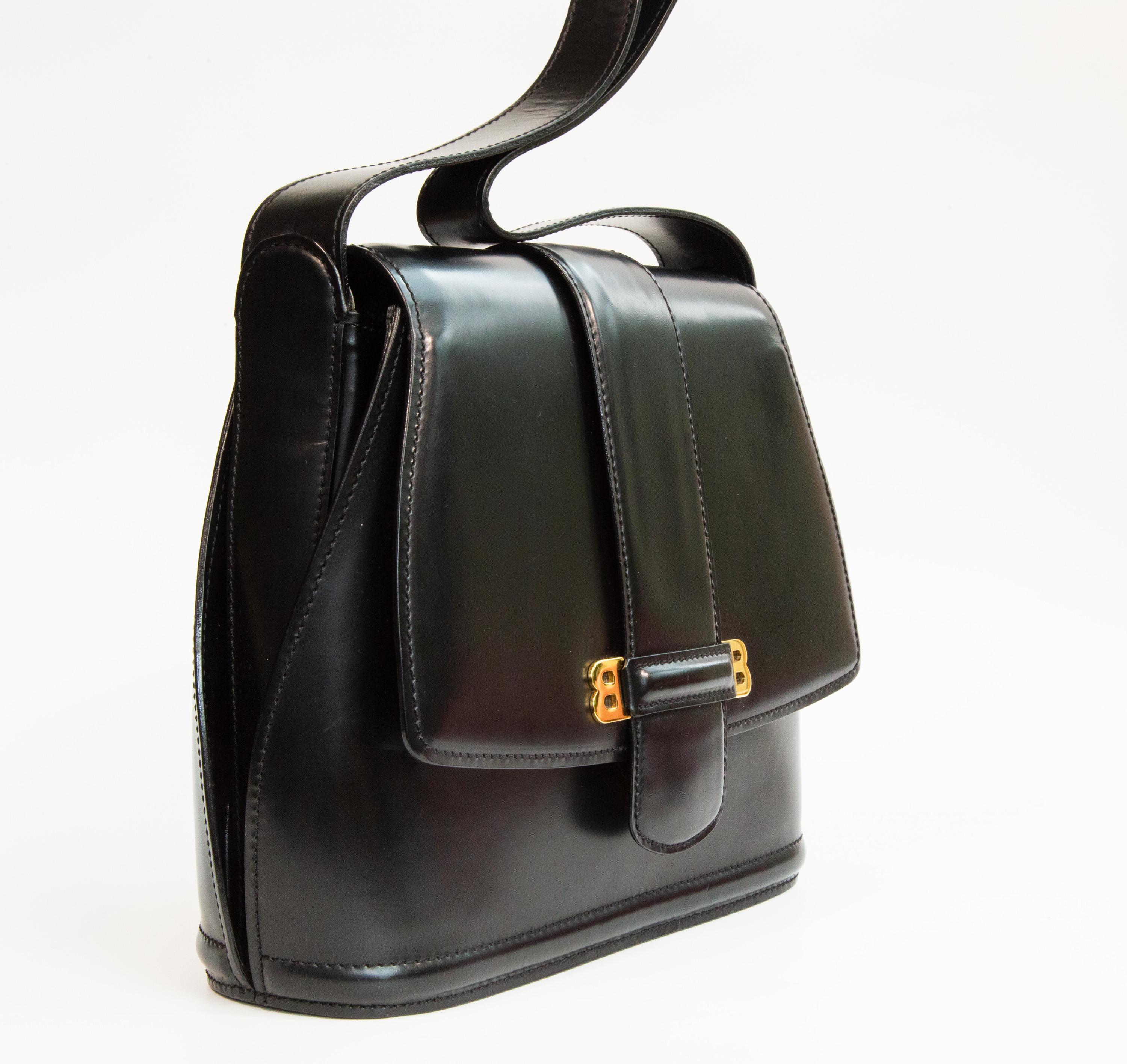 Vintage Bally Double B Shoulder Bag in Black Leather in Very Good 