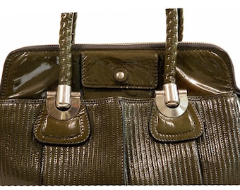 Chloe Heloise Green Patent Leather Shoulder Bag in Very Good