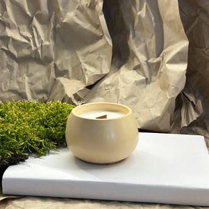 Aroma candle made of soy wax with wooden wick / candle for home / candle as a gift / candle for holidays