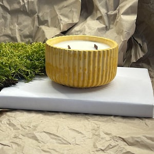 Aroma candle made of soy wax with wooden wick / candle for home / candle as a gift / candle for holidays