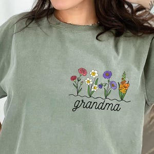 Personalize Floral Grandma Shirt, Mothers Day Gift For Grandma, New Nana Shirt, Granny Shirt, Gigi Mimi Shirt, Nana Shirt, Custom Grandma