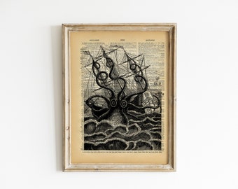 Impresión de libro con arte alterado: monstruo marino con calamar gigante; impresión de libro reciclado; impresión de arte náutico con barco pirata