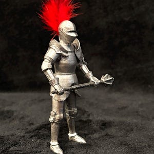 15th Century Knight Miniature: Plumed Plate Armor, 90mm Figure