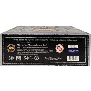 K&ouml;nnte beinhalten: Schwarze und silberne Schachtel mit R&auml;ucherst&auml;bchen mit dem Text "Shrinivas Sugandhalaya LLP" und "Helps reduce the negative and increase the positive aspects of all zodiac signs". Die Schachtel enth&auml;lt auch den Text "15 g x 12 Boxes = 180 g. "EXPORT ONLY"".