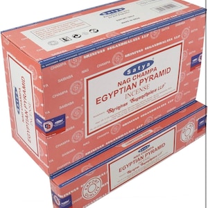 Satya Nag Champa Ägyptische Pyramide 180 Gramm. 12 Boxen x 15 g pro Box. Premium Handgerollte Räucherstäbchen.