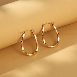 Twisted U-Shape Hoop Earrings | French Style Small Gold Hoops | Dainty Minimalist Jewelry | Everyday Chic Gift for Women