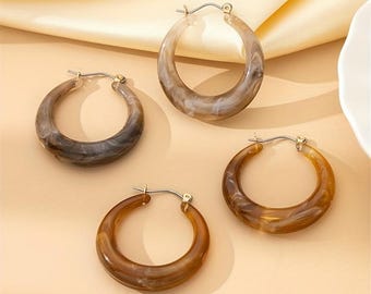 1950s Rockabilly Resin Hoop Earrings: Vintage Style