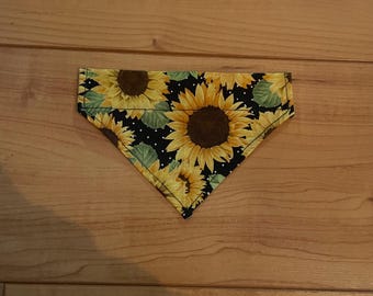 Über das Halsband Haustier Halstuch Hundehalstuch Katzen Bandana Tierzubehör Hundezubehör Katzenzubehör Katzenhalsband Hundehalsband kleiner mittelgroßer Hund