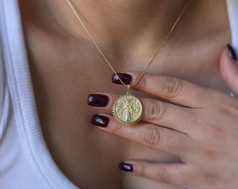 Sunburst Medallion Hecate Necklace, Witch Goddes Hecate Necklace, Ancient Goddess Jewelry, Spiritual Talisman, Greek Mythology Coin Pendant