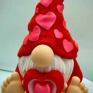 Heart Gnome - Handcrafted with Love!