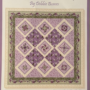 Violet Handkerchiefs Quilt Pattern, Debbie Beaves Paper Sewing Pattern Booklet