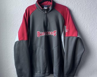Vintage 2000s/Y2K Men's Reebok NFL Athletic Sweatshirt Tampa Bay Buccaneers (Size: L)