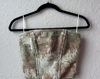 Preloved Green and Beige Tapestry Embroidered Corset (Size: Small)