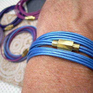 Thin Strands Leather Bracelet, Women&#39;s Gold Magnetic Clasp Bracelet, Layering Bracelet, Multi Strand Cord Bracelet, Made in USA