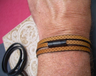 Flaches Lederarmband für Herren: Schwarzer Edelstahl-Magnetverschluss - Minimalistischer Stil