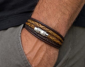 Pulsera de cuero trenzado de múltiples hebras para hombre: cierre de acero inoxidable