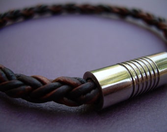 Knappe bruine heren magnetische lederen gesp met handgeweven meerlaagse leren armband kopen vanaf een prijs van 2.53