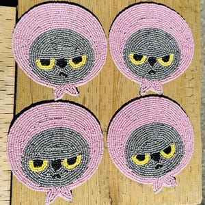 Angry Machiko Broderi – Rosa med Huva Grumpy Cat Pärlbroderi Underlägg/ maskmaskgåva