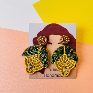 Orecchini a forma di limone con perline – Orecchini a forma di frutta fatti a mano – Gioielli con agrumi – Accessori estivi audaci – Vriinda Handmades