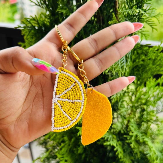 Handmade Beaded lemon Keychain | Fun Fruit-Inspired Bag Charm | Colorful Summer Accessory | Cute Gift Idea