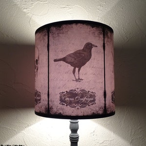 Raven crow lamp shade lampshade Witch decor, Halloween decor, cabinet of curiosities, goth decor, wicca, raven, crow, owl, bat, spider imagem 1