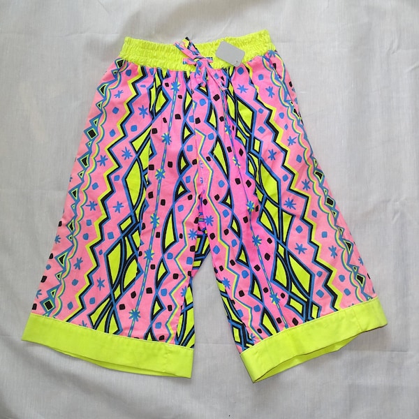 Bermuda homme vintage rose fluo et jaune NEUF - Taille S - années 90, short de plage, surf, short long, baggy, été, coton