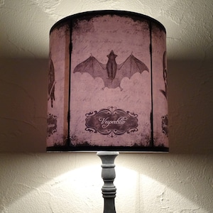 Abat jour pour lampe à poser gothique Halloween Curiosities corbeau, déco Halloween, cabinet de curiosités, wicca, Spooky Shades, taupe image 4