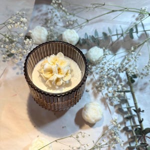 Floral Scented Candle: Soy Wax with Flower Design, Glass Jar with Wooden Lid