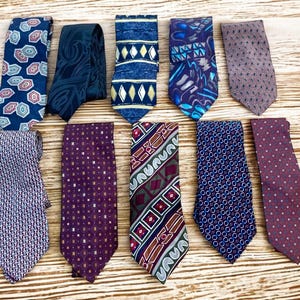 Vintage Silk Necktie: Retro Mens Fashion - [Your Choice]