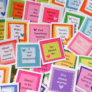 Divertidas y coloridas tarjetas de ánimo, 45 tarjetas de confianza, tarjetas de cumplidos, tarjetas inspiradoras, tarjetas de amabilidad imagen 4