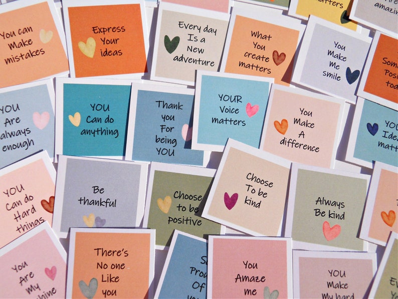 Mini Encouragement Cards, 30 Positivity Affirmation Messages, Compliment Cards, Summer Camp Cards. immagine 2