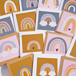 Cartes-cadeaux arc-en-ciel, 10 petites cartes de correspondance, Toppers de cadeau, Cartes d'encouragement, Cartes de positivité, Cartes d'affirmation du jour, Sac à surprises d'anniversaire