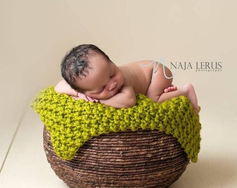 Knit Newborn Blanket Pattern, Beginner Easy Knitting Pattern, Baby Posing Rug, Chunky Mat Photography Prop