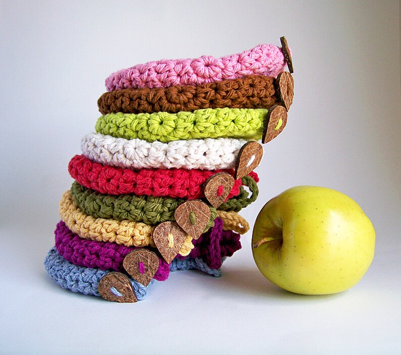 Easy Crochet Pattern, Crochet Apple Cozy Pattern, Beginner Simple Crochet Amigurumi Pattern Tutorial, PDF Download image 3