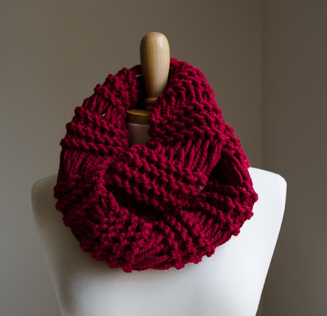 Chunky Infinity Scarf Knitting Pattern, Easy Bulky Knit Cowl Pattern ...