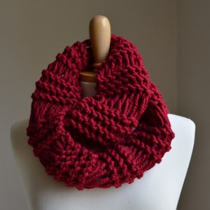 Infinity Scarf Knitting Pattern, Easy Beginner Chunky Knit Cowl, Loop Neck Warmer Tutorial image 5