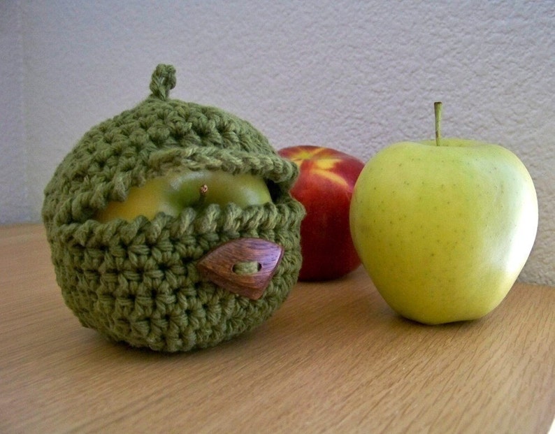 Easy Crochet Pattern, Crochet Apple Cozy Pattern, Beginner Simple Crochet Amigurumi Pattern Tutorial, PDF Download image 6