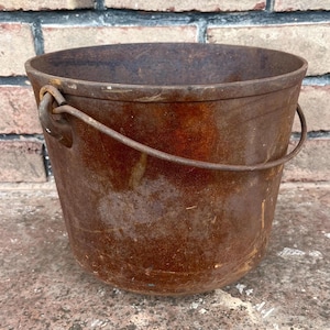 Vintage Cast Iron Cooking Pot, 3 Legged Cauldron, Unique Flower Pot, Hanging Cooking Pot, Open Fire Cook Pot, Bean Pot, Rustic Iron Kettle