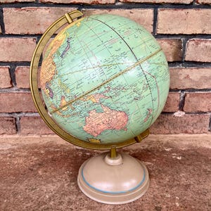 Vintage World Globe, 12 Inch Globe, Full Sized Globe, Spinning Pedestal Globe, Cram&#39;s Universal Terrestrial Globe, Homeschool Globe