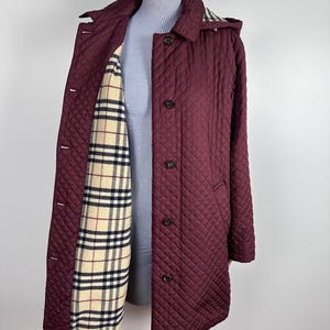 Women&#39;s Burberry London Red Quilted Jacket Wool Hooded Coat Nova Check Size 8