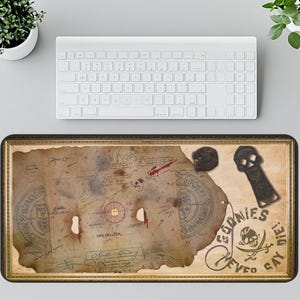 Tapis de bureau carte Goonies, cadeau pour les cinéphiles, accessoire de bureau rétro, tapis de souris gamer, déco chasse au trésor vintage, fourniture de bureau, décoration de chambre geek
