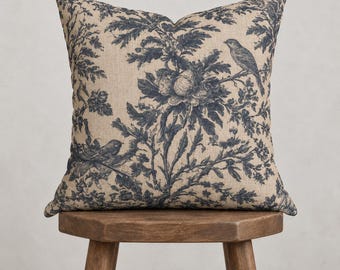 Pillows & Pillow Covers