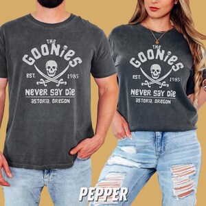Goonies vintage t-shirt classique des années 80 film chemise rétro unisexe graphique t-shirt pop culture t-shirt confort couleurs cinéphile chemise bande dessinée