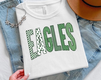Camiseta con el espíritu escolar de los Eagles, camiseta con bordado falso de patchwork, top verde de mujer de los Eagles, camiseta gráfica del equipo escolar, camiseta de regalo para los fanáticos de los Eagles