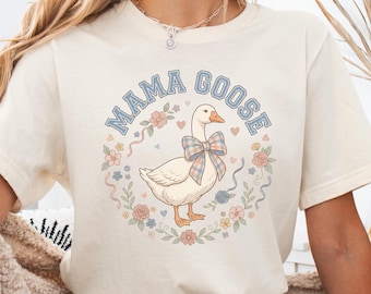 Mama Goose Shirt Women Floral Bow Goose Tee Cute Mom Goose Gift Mother's Day Mama Goose Wreath Shirt Boho Mama Tee Goose Lover Shirt