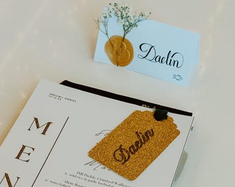 Szablon karty z imieniem na ślub, eleganckie ikony wyboru posiłków