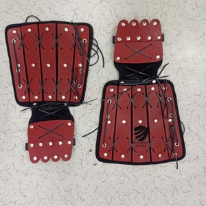 Viking Red Leather Samurai Armor, Medieval Samurai Bracer Arm Guard Armor Leather Halloween Costume