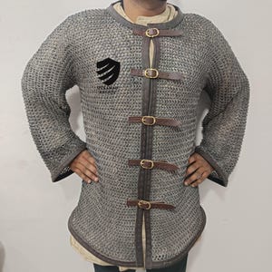 Medieval Aluminium Chainmail Shirt: Flat Ring Riveted Larp Armor